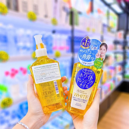Dầu Tẩy Trang Dưỡng Trắng Da White Kose 230ml