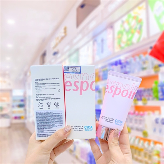Kem Chống Nắng Espoir Water Splash Cica Tone Up SPF50 PA++++ 60ml